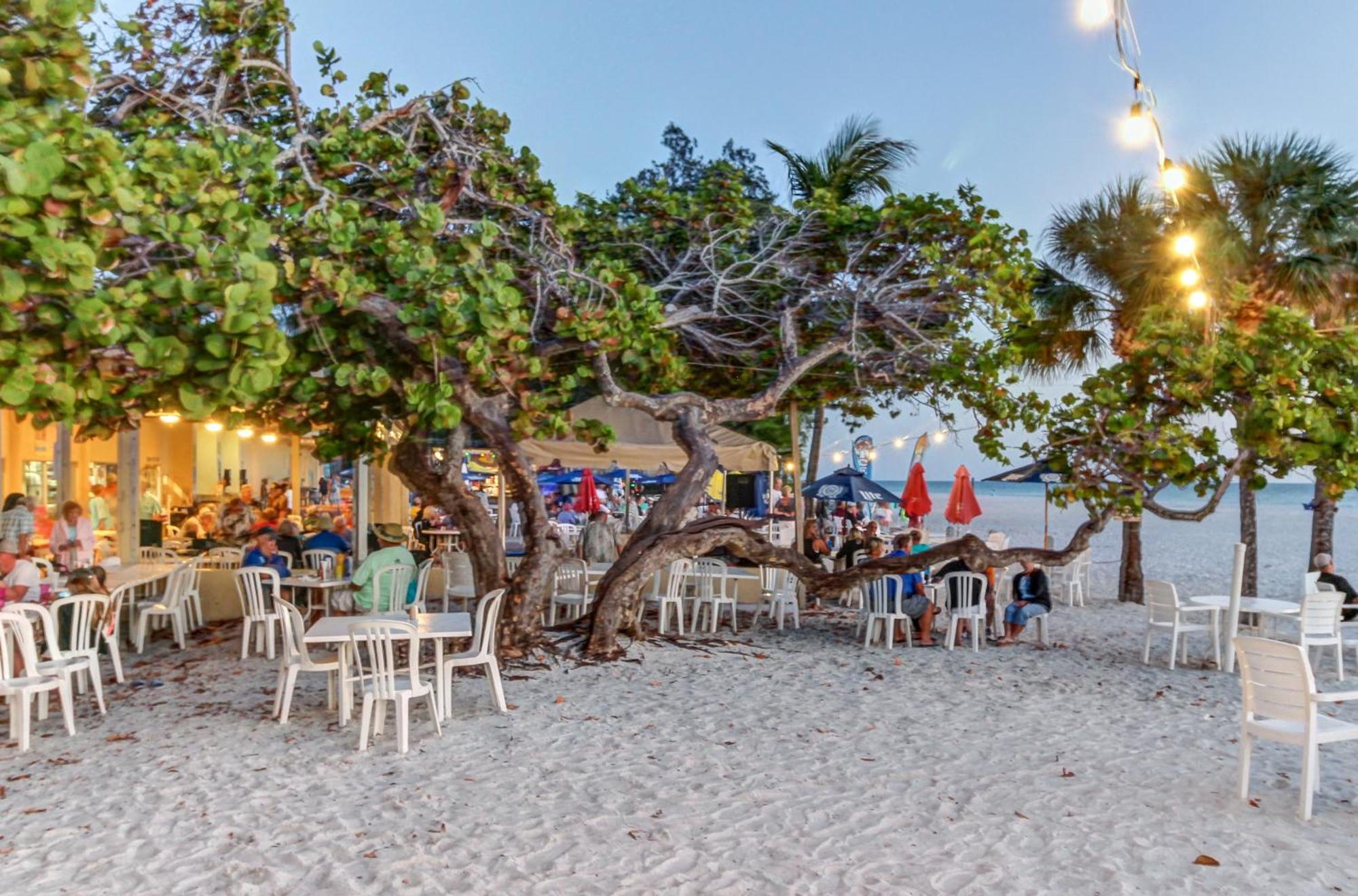 Highland Avenue Heaven Apartamento Bradenton Beach Exterior foto